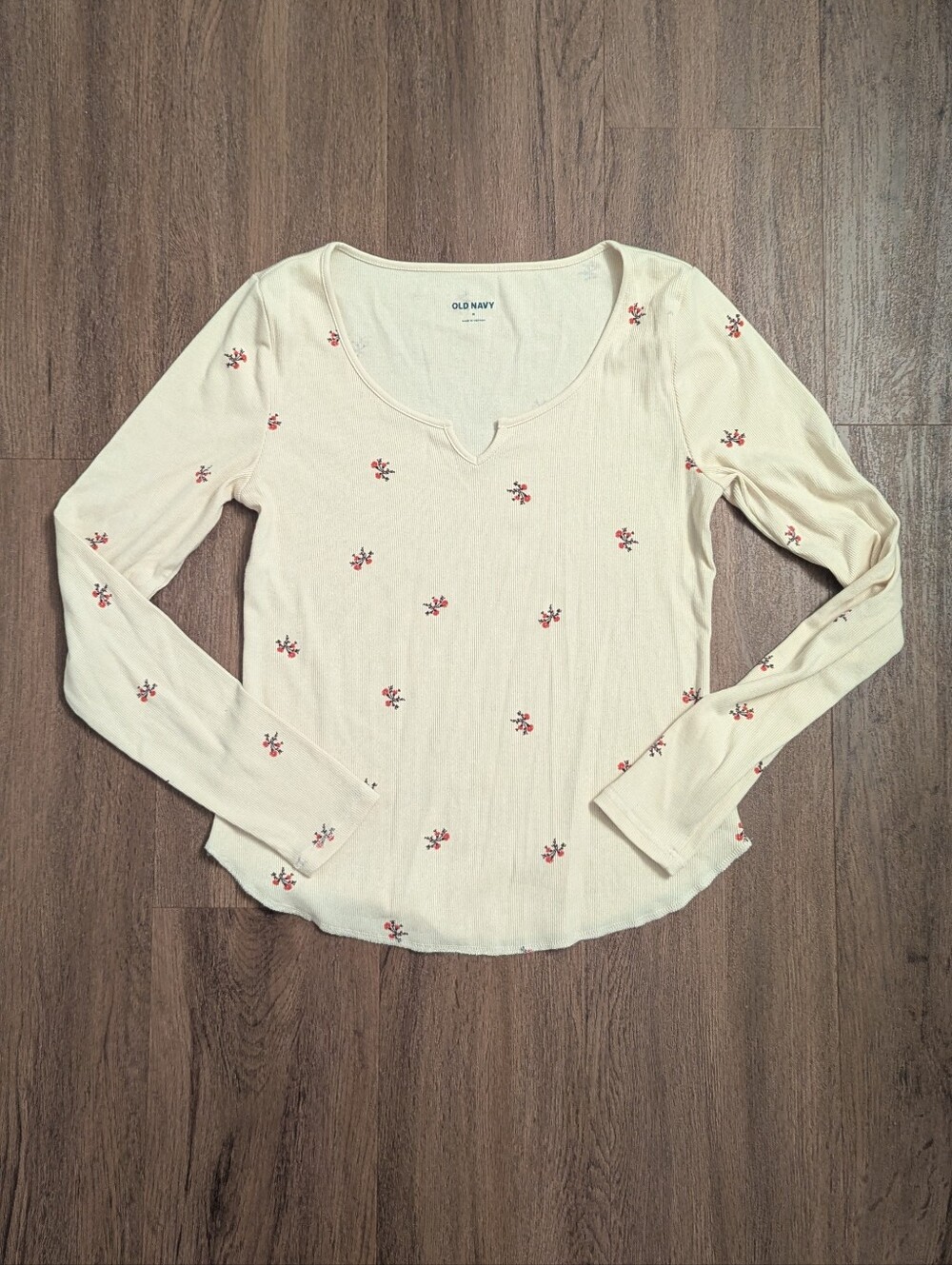 Old Navy Ribbed Top - Picture 2 of 3
